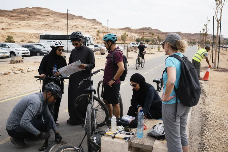 Cycling Tourism Saudi Arabia: From AlUla Tour Buzz to Year-round Demand